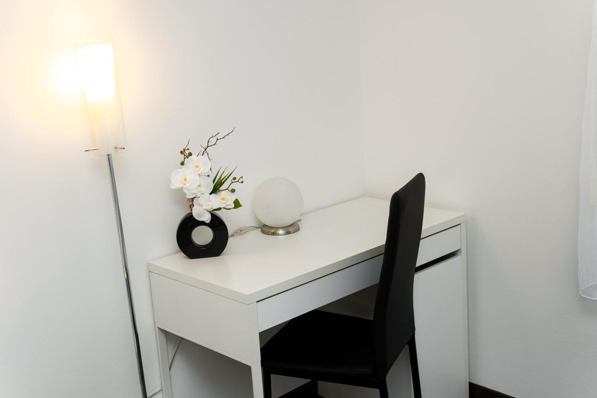 Bnb New Beautiful Apartment In The Center Of Ostrava With Option Garage Parking Extérieur photo