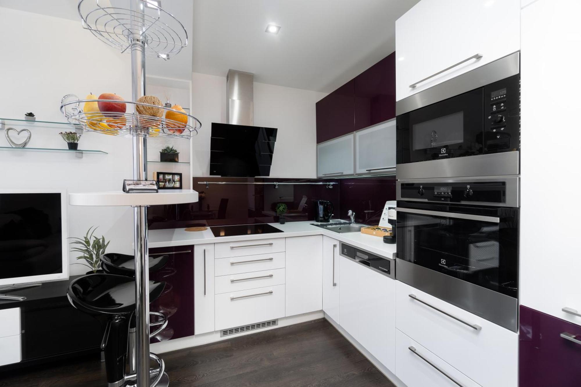 Bnb New Beautiful Apartment In The Center Of Ostrava With Option Garage Parking Extérieur photo