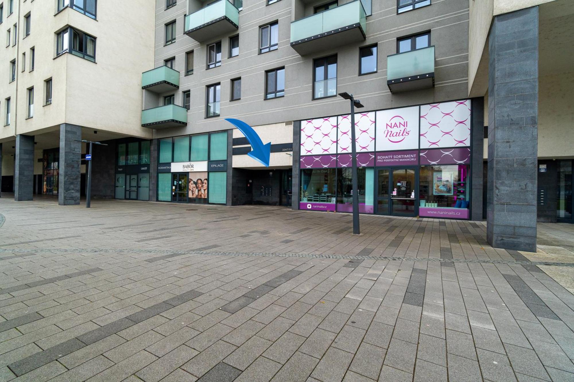 Bnb New Beautiful Apartment In The Center Of Ostrava With Option Garage Parking Extérieur photo