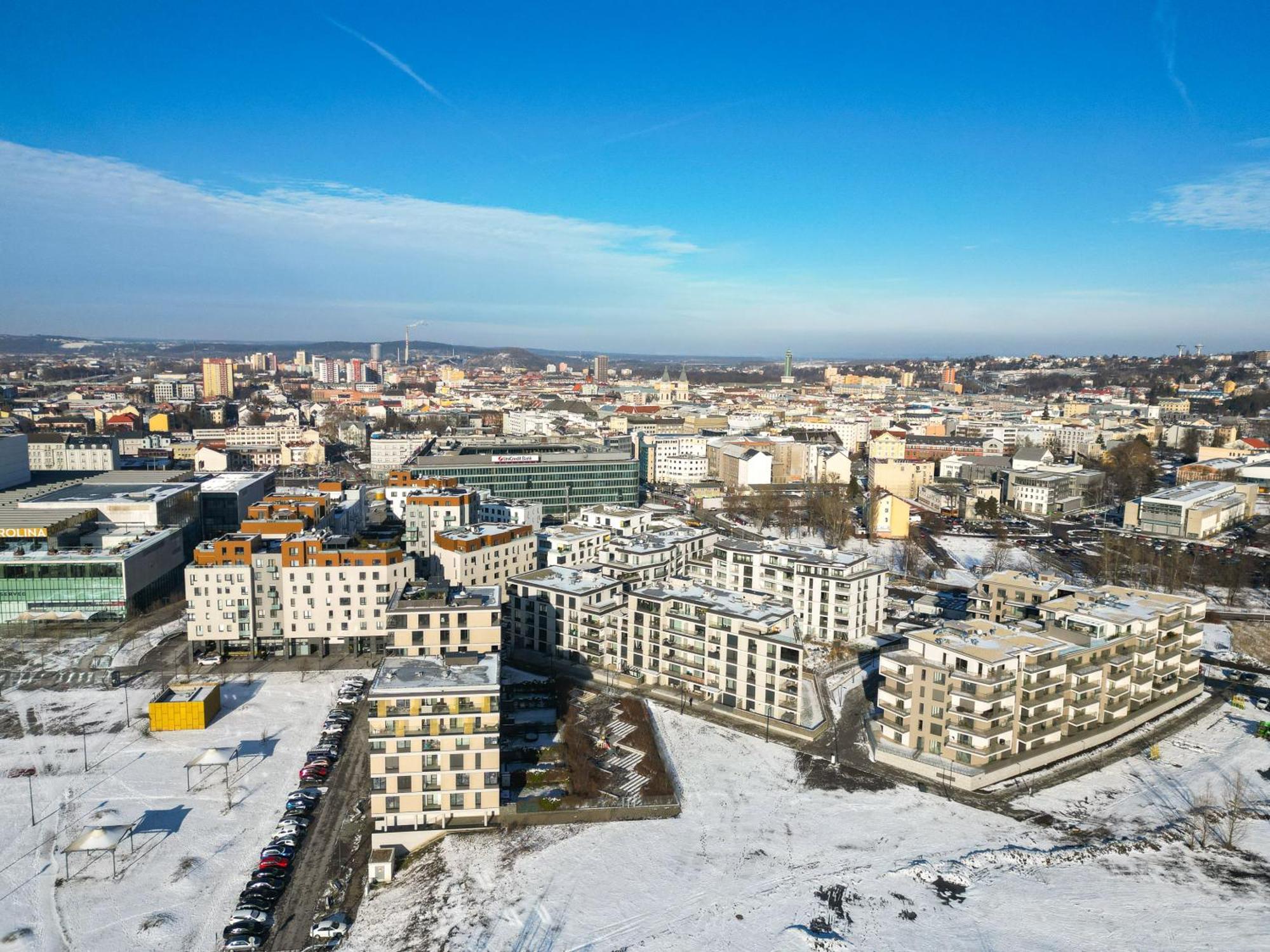 Bnb New Beautiful Apartment In The Center Of Ostrava With Option Garage Parking Extérieur photo